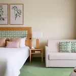 Ifa & Hotel