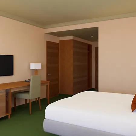 Hotel Ifa & 4*