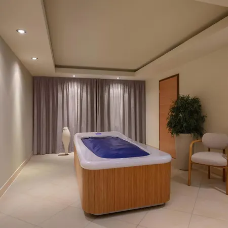 Ifa & Hotel 4*