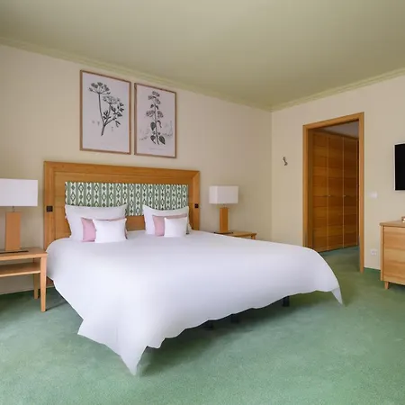 Ifa & Hotel 4*